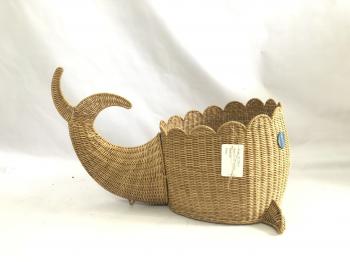 WHALE-SHAPED RATTAN STORAGE BASKET – LTE09/27